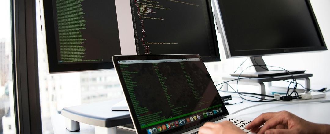 C Program to implement custom mutex_lock() and mutex_unlock()